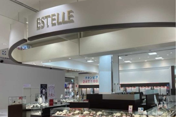 エステール 具志川店