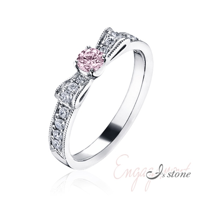 アイズストーン　婚約指輪